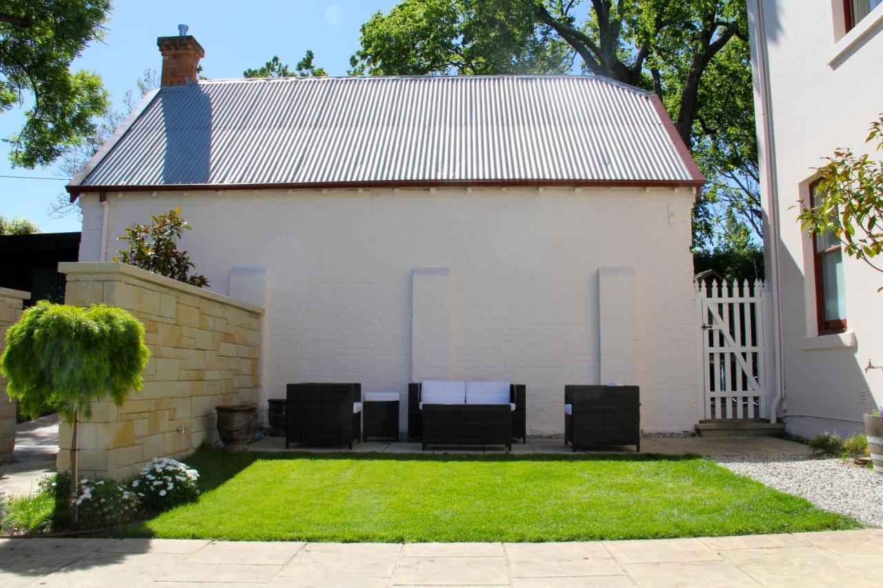 Old Bishop'S Quarters Heritage, Modern & Unique Accommodation Hobart Buitenkant foto